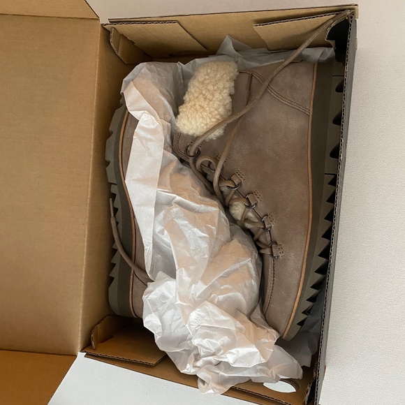 Sorel Harlow LACE COZY Boots in Ash Brown- New - Picture 2 of 10
